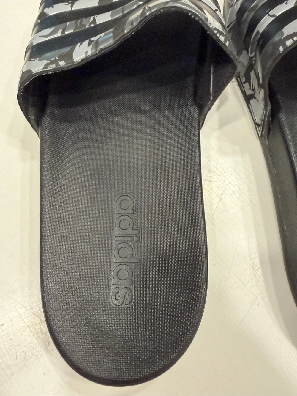 adidas Men's Black and Gray Patterned Slide Sandals